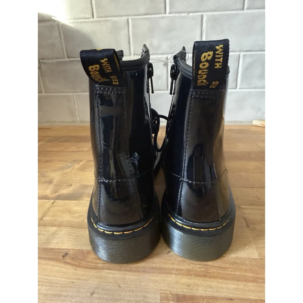 Dr. Doc Martens‎ Boots 1460 Black Patent Leather Youth Size 6 Girls 5 Boys NWOB
